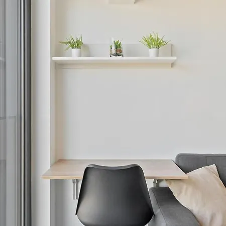 Apartamento Cloche D'or Proximity - Sleek Urban Space *