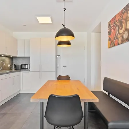 Cloche D'or Proximity - Sleek Urban Space Apartamento