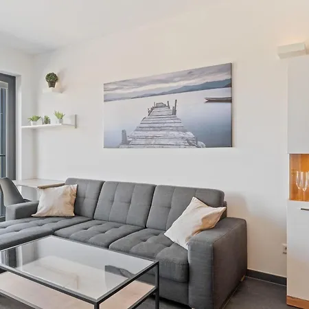 Cloche D'or Proximity - Sleek Urban Space Apartamento